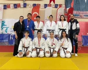 Analig judo 1. etap müsabakalarında 18 madalya Analig judo 1. etap müsabakalarında 18 madalya