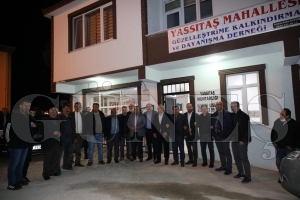 Yassıtaş mahallesindeki iftarda 1300 kişi buluştu Yassıtaş mahallesindeki iftarda 1300 kişi buluştu