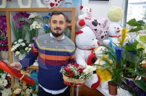 14 ubat sevgililer Gn iekilere bayram ettirdi