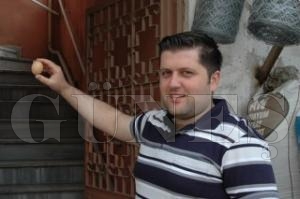 MSLMAN TAVUK YUMURTASINDAN BELL OLUR