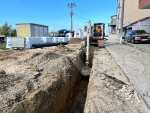 Fatsa belediyesi yağmur suyu hattı çalışmalarını sürdürüyor