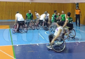 Engelsizler ordusu dolu dizgin