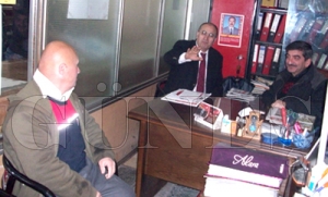 AYHAN! ARTIK KARAR VER! AYHAN! ARTIK KARAR VER!