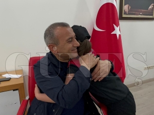 Vali Sonel, “Önemli olan sizlerin yüzünde bir tebessüm bırakabilmek” Vali Sonel, “Önemli olan sizlerin yüzünde bir tebessüm bırakabilmek”