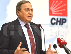 Torun: “ Yine hangi oyunu oynuyorsunuz” Torun: “ Yine hangi oyunu oynuyorsunuz”