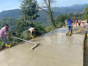 Fatsa kırsalında konforlu beton yol çalışmaları devam ediyor Fatsa kırsalında konforlu beton yol çalışmaları devam ediyor