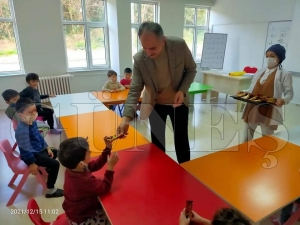 Minikler kardeşlerini unutmadı Minikler kardeşlerini unutmadı