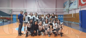 Bolaman Anadolu Lisesi kız voleybol takımı il ikincisi oldu Bolaman Anadolu Lisesi kız voleybol takımı il ikincisi oldu