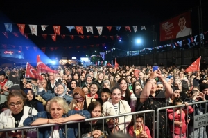 Genlik haftasnda Soner Arca frtnas esti