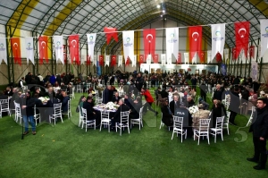 �ftar sofras� Kabata��ta kuruldu