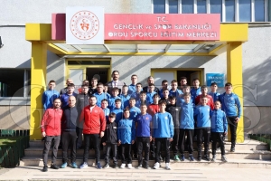 Gelece�in �ampiyonlar�na �lham Veren Bulu�ma