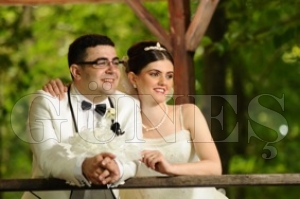 Esra ile Bilal’e Mutluluklar Esra ile Bilal’e Mutluluklar