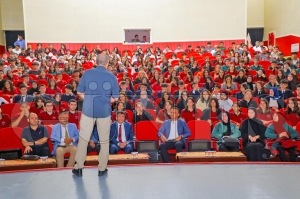 Ahmet Sula Fatsalı gençlerin hayatına dokundu Ahmet Sula Fatsalı gençlerin hayatına dokundu