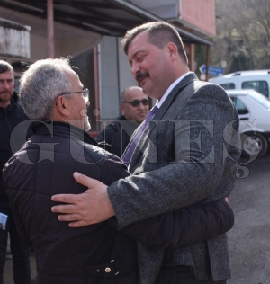 Karaoğlanoğlu’na Ilıca ve Uzundere’lilerde büyük ilgi gösterdi... Karaoğlanoğlu’na Ilıca ve Uzundere’lilerde büyük ilgi gösterdi...