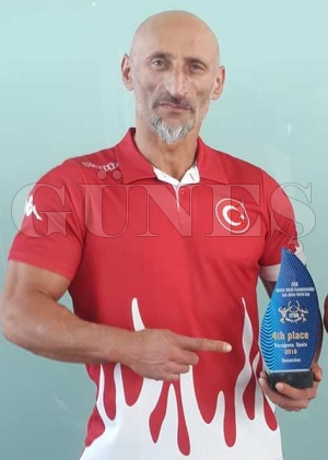 Milli sporcu Hüseyin Pişken Dünya 4.sü olarak gururumuz oldu Milli sporcu Hüseyin Pişken Dünya 4.sü olarak gururumuz oldu
