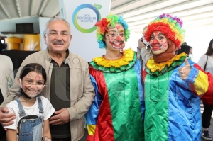 Bakan Gler: ocuklarmz mutlu etmek iin alyoruz
