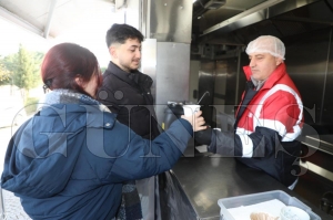 �niversitede s�cak �orba ikram� ba�lad�