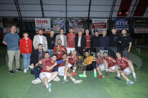 ehit Sercan klk Futbol Turnuvas ampiyonu Ertrkmen Brothers