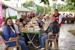 Ihlamur iekleri kadn kooperatifi koruyucu aileleri arlad
