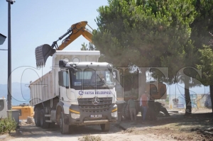 Fatsa Belediyesi’nden İskele Kafe terasına güvenlik tahkimatı Fatsa Belediyesi’nden İskele Kafe terasına güvenlik tahkimatı