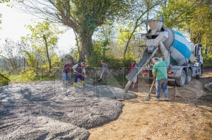 Aslancami mahallesi�nde yap�lan yol �al��mas� vatanda�lara nefes ald�rd�