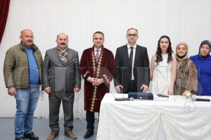 Engelleri 'Sevgililer Gn'nde kydklar nikahla atlar
