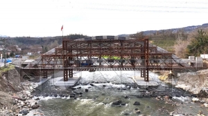 Ta�l�ca asma k�pr�'de �al��malar devam ediyor