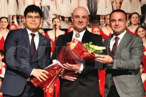Fatsa �ocuk ve Gen�lik korosundan muhte�em TSM koro konseri