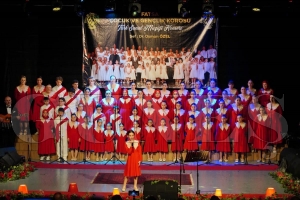 Fatsa �ocuk ve Gen�lik korosundan muhte�em TSM koro konseri