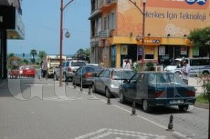 ARA SAYISI ARTINCA EHR TRAFNDE UZUN KUYRUKLAR OLUTU
