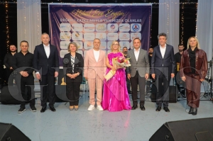 Nihal Ece Erg�n Fatsa�da ilk solo konseriyle sahne ald�