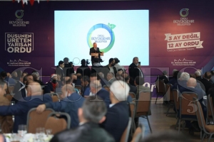 Bakan Gler: Ordunun gelecei ok parlak