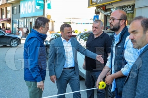 Sahil caddesi yenileniyor