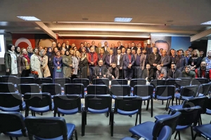 BAŞKAN GÜLER, SİYASET AKADEMİSİ’NE KATILDI BAŞKAN GÜLER, SİYASET AKADEMİSİ’NE KATILDI