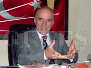 CHP le Bakan Yksel Pekbyk: 