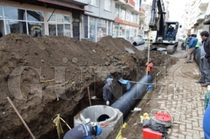 Fatsa’nın şebeke hatları hızla yenileniyor Fatsa’nın şebeke hatları hızla yenileniyor