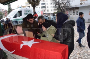Kazada vefat eden polis son yolculuğuna uğurlandı Kazada vefat eden polis son yolculuğuna uğurlandı