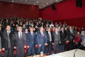 “Medeniyetimiz ve Gençlik” konferansı “Medeniyetimiz ve Gençlik” konferansı
