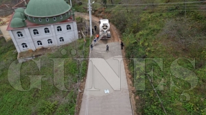 Fatsa krsalnn drt bir yannda konforlu beton yol almas