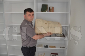 lemiz turizm irtibat brosunda tarihi eserler sergileniyor