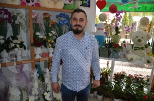 Turul Hamzaebiolu: 