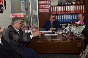 ileri  Eski Bakan dris Naim ahin'in kutlama mesaj
