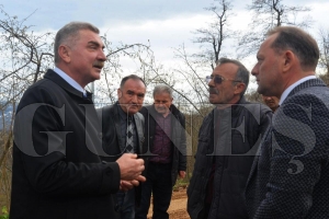 Belediyenin yapamadığını CHP adayı Ahmet Canbaz yaptı! Belediyenin yapamadığını CHP adayı Ahmet Canbaz yaptı!