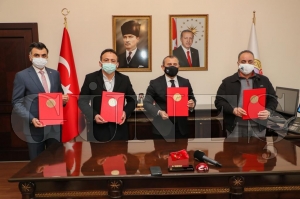Vali Tuncay Sonel “Hedefe son iki okul” Vali Tuncay Sonel “Hedefe son iki okul”