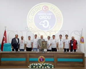Kayserili öğrenciler, Vali Erol’u ziyaret etti Kayserili öğrenciler, Vali Erol’u ziyaret etti