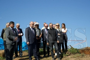 Vali Erol, Antik Kurul Kalesi’nde devam eden kazı çalışmalarını inceledi Vali Erol, Antik Kurul Kalesi’nde devam eden kazı çalışmalarını inceledi