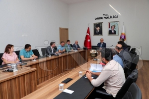 Aile sa�l��� merkezi yap�lmas� planlanan yerlerle ilgili de�erlendirme toplant�s� yap�ld�