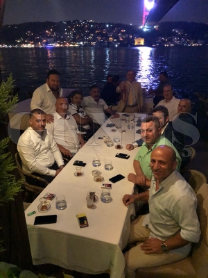 Uskumru Restoran, brokrat, siyaset  ve nl i insanlarnn urak yeri oldu
