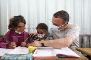 Çocuk işçiliği eğitimle önleniyor Çocuk işçiliği eğitimle önleniyor