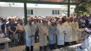 FATSA'DA DEMOKRASİ ŞEHİTLERİ İÇİN GIYABİ CENAZE NAMAZI KILINDI FATSA'DA DEMOKRASİ ŞEHİTLERİ İÇİN GIYABİ CENAZE NAMAZI KILINDI